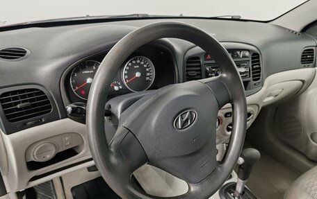 Hyundai Verna II, 2008 год, 470 000 рублей, 22 фотография