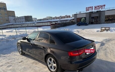 Audi A4, 2015 год, 1 299 999 рублей, 6 фотография