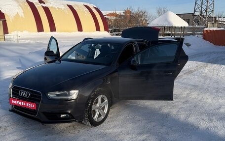 Audi A4, 2015 год, 1 299 999 рублей, 11 фотография