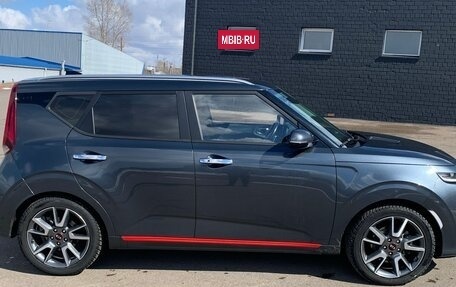 KIA Soul II рестайлинг, 2019 год, 1 700 000 рублей, 8 фотография