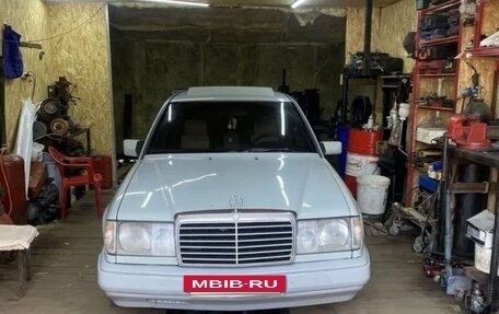 Mercedes-Benz W124, 1986 год, 320 000 рублей, 4 фотография