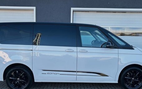 Volkswagen Multivan, 2023 год, 5 500 000 рублей, 1 фотография