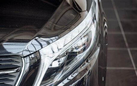 Mercedes-Benz V-Класс, 2019 год, 5 200 000 рублей, 3 фотография