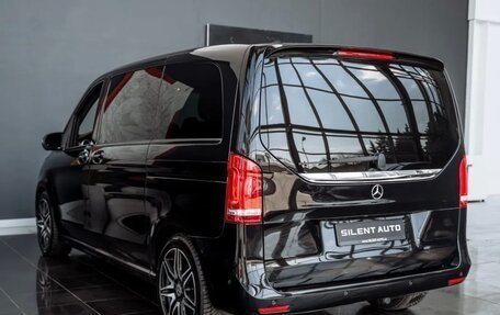 Mercedes-Benz V-Класс, 2019 год, 5 200 000 рублей, 6 фотография