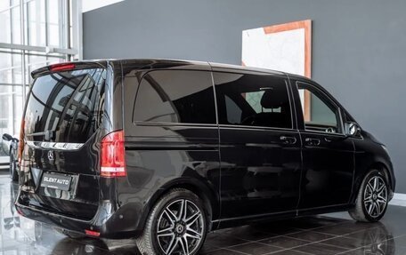 Mercedes-Benz V-Класс, 2019 год, 5 200 000 рублей, 8 фотография