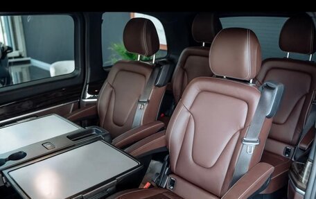 Mercedes-Benz V-Класс, 2019 год, 5 200 000 рублей, 25 фотография