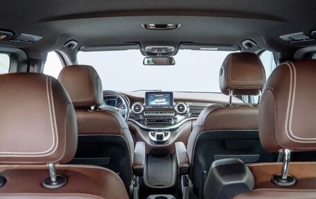 Mercedes-Benz V-Класс, 2019 год, 5 200 000 рублей, 19 фотография