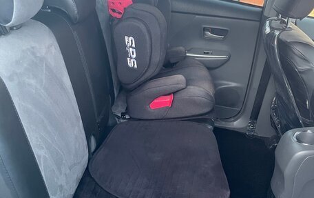 Toyota Prius Alpha I (ZVW40/41), 2013 год, 1 320 000 рублей, 8 фотография