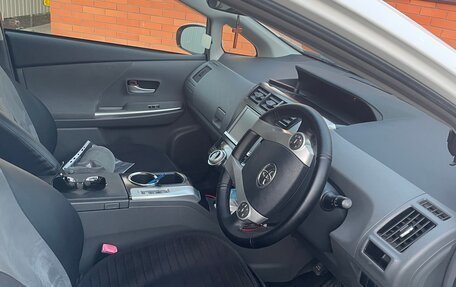 Toyota Prius Alpha I (ZVW40/41), 2013 год, 1 320 000 рублей, 6 фотография