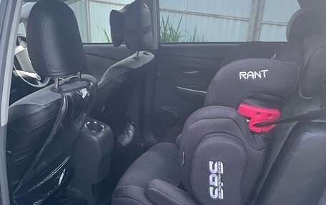 Toyota Prius Alpha I (ZVW40/41), 2013 год, 1 320 000 рублей, 10 фотография