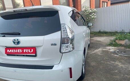 Toyota Prius Alpha I (ZVW40/41), 2013 год, 1 320 000 рублей, 5 фотография