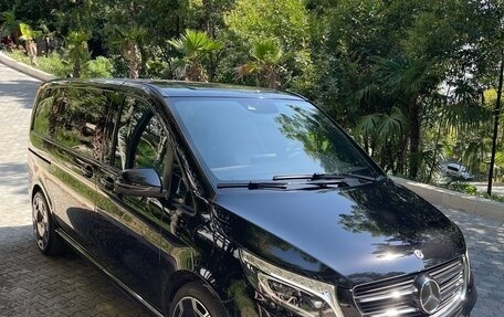 Mercedes-Benz V-Класс, 2019 год, 5 200 000 рублей, 29 фотография