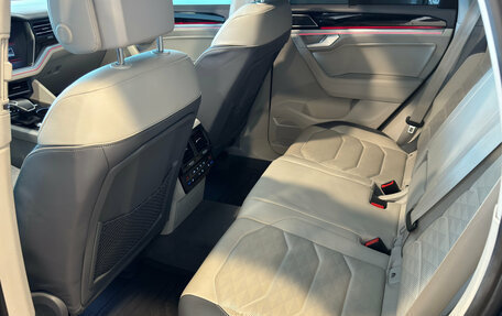 Volkswagen Touareg III, 2019 год, 6 090 000 рублей, 14 фотография