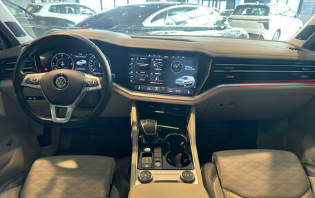 Volkswagen Touareg III, 2019 год, 6 090 000 рублей, 17 фотография