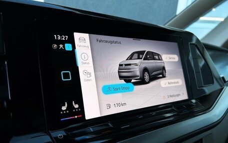 Volkswagen Multivan, 2023 год, 5 500 000 рублей, 26 фотография