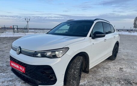 Volkswagen Tiguan, 2025 год, 4 740 000 рублей, 15 фотография