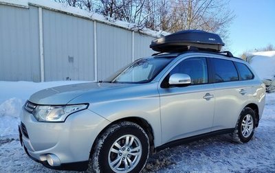 Mitsubishi Outlander III рестайлинг 3, 2013 год, 1 280 000 рублей, 1 фотография