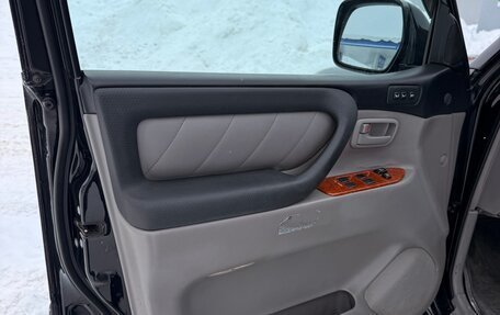 Toyota Land Cruiser 100 рестайлинг 2, 2007 год, 1 999 999 рублей, 10 фотография