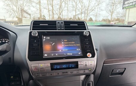 Toyota Land Cruiser Prado 150 рестайлинг 2, 2019 год, 7 000 000 рублей, 2 фотография