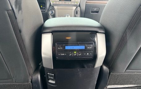 Toyota Land Cruiser Prado 150 рестайлинг 2, 2019 год, 7 000 000 рублей, 3 фотография