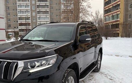 Toyota Land Cruiser Prado 150 рестайлинг 2, 2019 год, 7 000 000 рублей, 12 фотография
