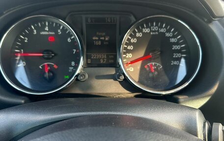 Nissan Qashqai, 2010 год, 700 000 рублей, 16 фотография