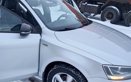 Volkswagen Jetta VI, 2013 год, 1 050 000 рублей, 3 фотография