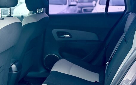 Chevrolet Cruze II, 2013 год, 979 990 рублей, 10 фотография