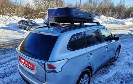 Mitsubishi Outlander III рестайлинг 3, 2013 год, 1 280 000 рублей, 9 фотография