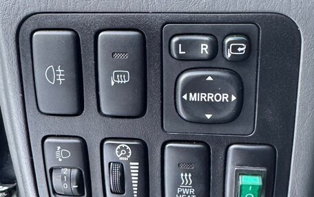 Toyota Land Cruiser Prado 120 рестайлинг, 2005 год, 1 690 000 рублей, 9 фотография