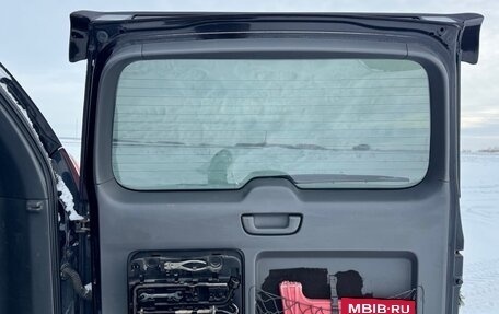 Toyota Land Cruiser Prado 120 рестайлинг, 2005 год, 1 690 000 рублей, 14 фотография