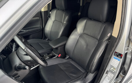 Mitsubishi Outlander III рестайлинг 3, 2019 год, 2 090 000 рублей, 13 фотография