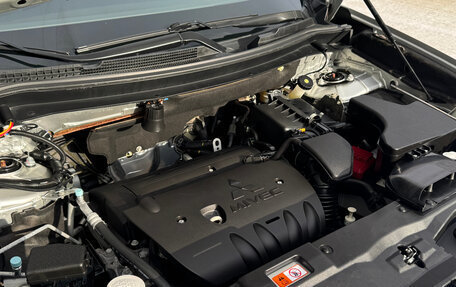 Mitsubishi Outlander III рестайлинг 3, 2019 год, 2 090 000 рублей, 28 фотография