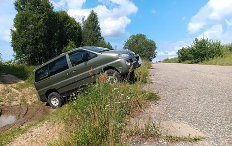 Hyundai Starex I рестайлинг, 2001 год, 1 100 000 рублей, 22 фотография