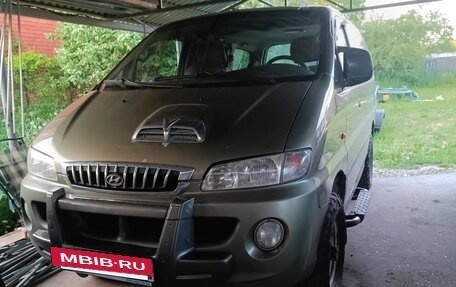 Hyundai Starex I рестайлинг, 2001 год, 1 100 000 рублей, 24 фотография