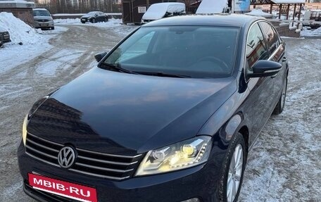 Volkswagen Passat B7, 2012 год, 1 095 000 рублей, 13 фотография