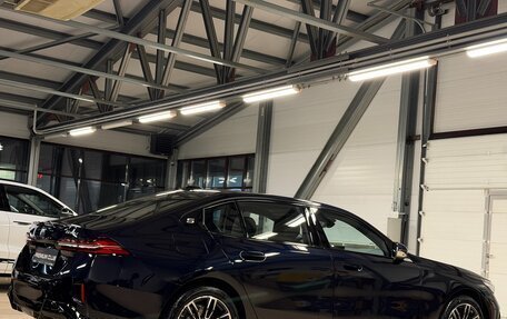 BMW 5 серия, 2025 год, 8 199 000 рублей, 4 фотография