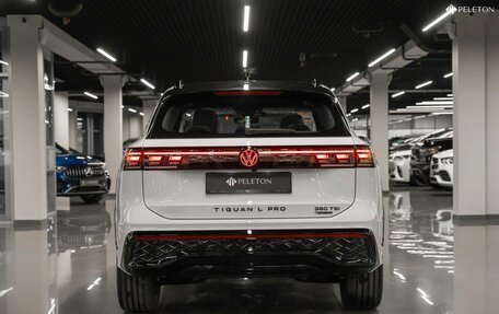 Volkswagen Tiguan, 2025 год, 4 965 000 рублей, 6 фотография