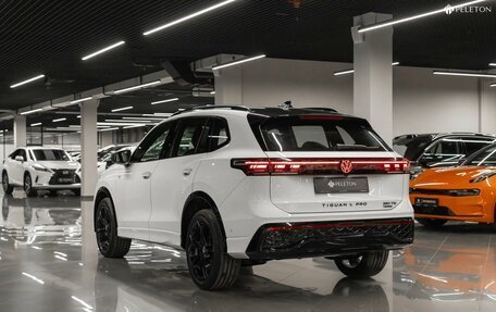 Volkswagen Tiguan, 2025 год, 4 965 000 рублей, 4 фотография