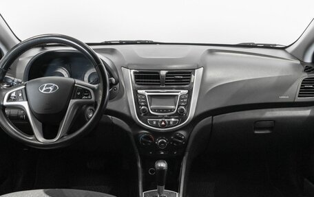 Hyundai Solaris II рестайлинг, 2013 год, 800 000 рублей, 6 фотография