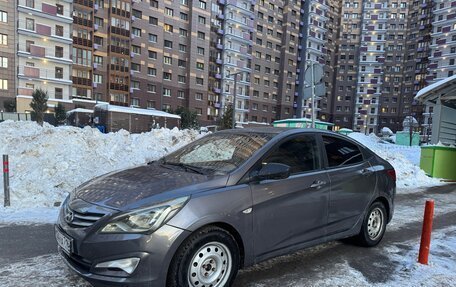 Hyundai Solaris II рестайлинг, 2016 год, 700 000 рублей, 6 фотография