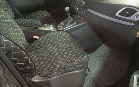 Renault Scenic III, 2011 год, 950 000 рублей, 7 фотография