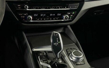 BMW 5 серия, 2021 год, 4 599 000 рублей, 21 фотография