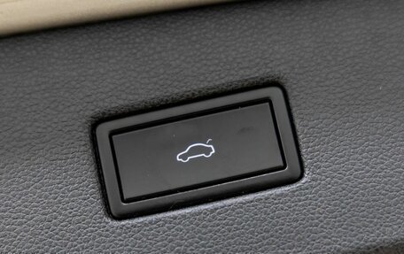 Volkswagen Tiguan II, 2019 год, 2 398 000 рублей, 28 фотография