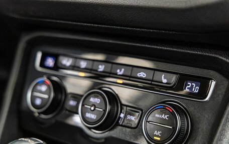 Volkswagen Tiguan II, 2019 год, 2 398 000 рублей, 33 фотография