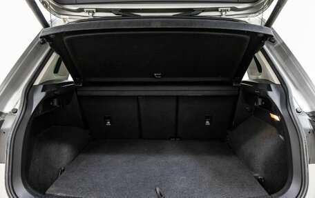 Volkswagen Tiguan II, 2019 год, 2 398 000 рублей, 37 фотография