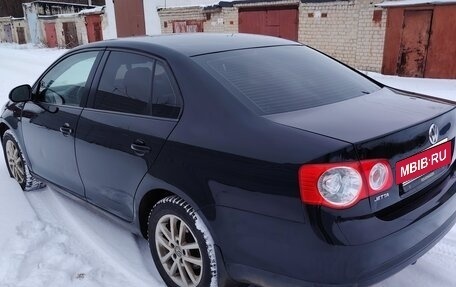 Volkswagen Jetta VI, 2010 год, 550 000 рублей, 2 фотография