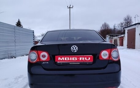 Volkswagen Jetta VI, 2010 год, 550 000 рублей, 4 фотография