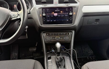 Volkswagen Tiguan II, 2019 год, 2 325 000 рублей, 1 фотография