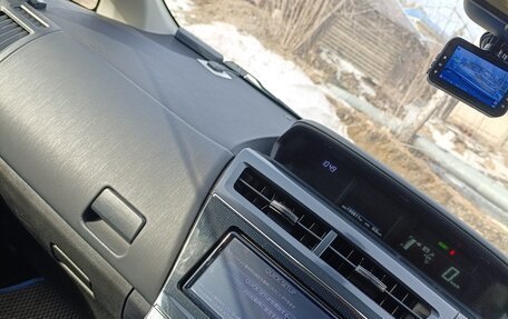 Toyota Prius Alpha I (ZVW40/41), 2018 год, 1 490 000 рублей, 8 фотография